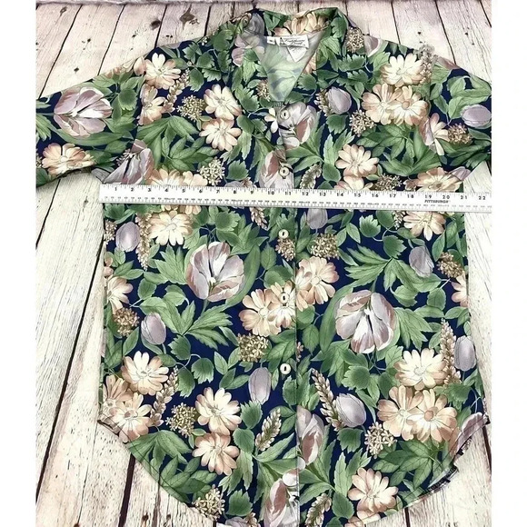 VTG Floral Button Up Blouse Top SMALL Short Sleeve Lighthouse Point Green Pink - Picture 8 of 12